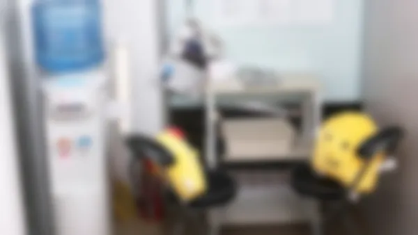 清水校 休憩スペース!新聞も読める!