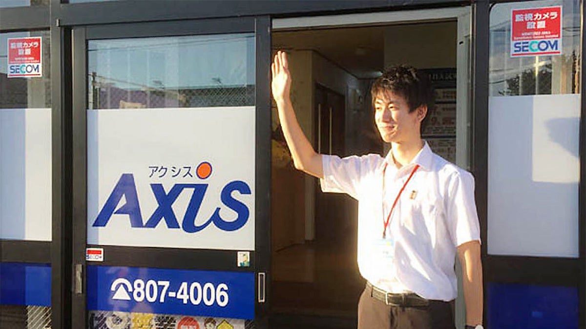 将軍野校 【あいさつ】元気にお出迎え・お見送り。お子さまの安全が第一です！