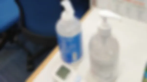 湘南深沢校 新型コロナウイルス対策をしています