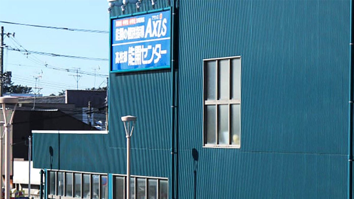 白山駅前校 電車でも、バスでも通いやすい立地