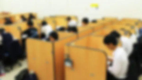 白山駅前校 快適な自習スペース