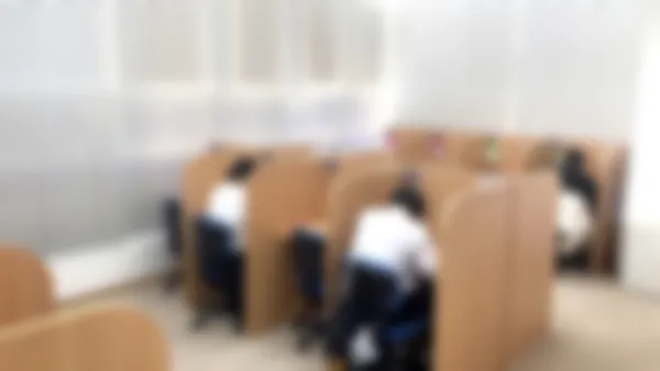 新潟駅南口校 広くて集中できる快適な自習室