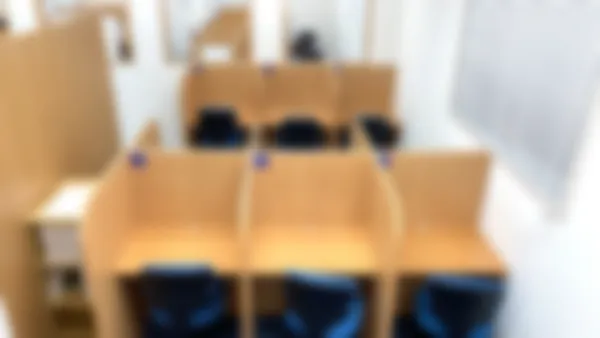 小針中央校 集中できる自習室を完備!