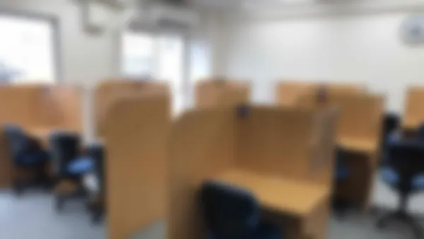 黒埼校 清潔で安心な授業用ブース