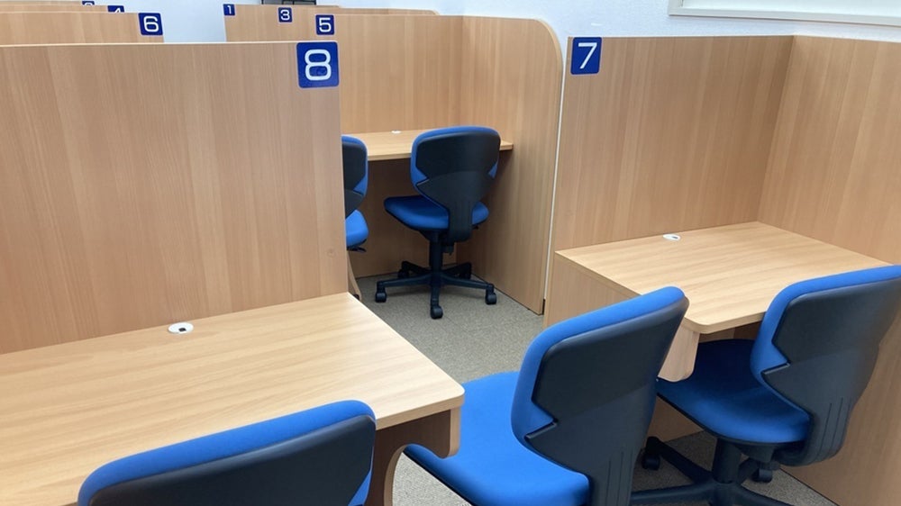 徳山校 「解説」⇔「演習」でわかるだけでなく、「自分で解く力」も身につけます。