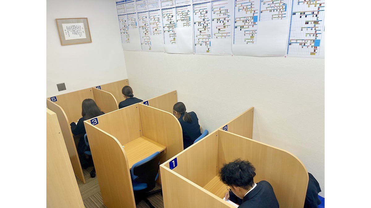 鈴鹿西条校 真剣に、かつ集中して自習できます