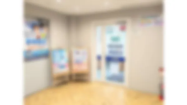 三原校 ドアを開けたらすぐに受付で安心!!!