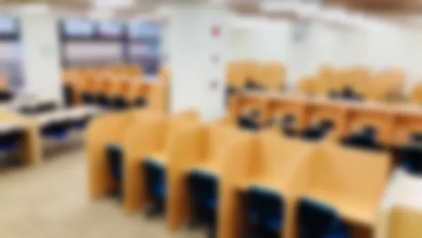 五日市校 生徒増加につき授業ブース追加!