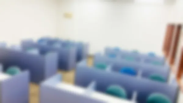 五日市校 教室内の自習ブースも人気です