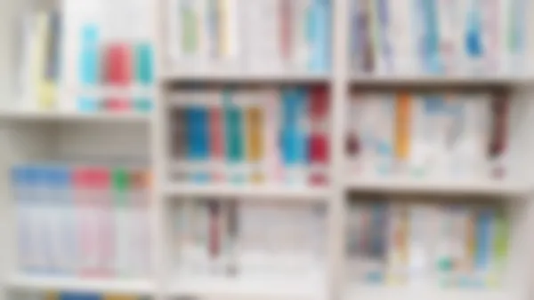 西原校 自習で使える教材も豊富!