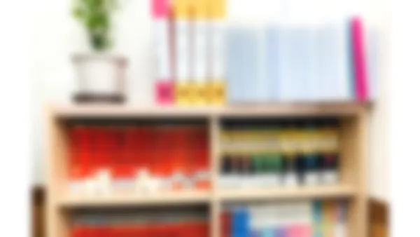 矢野校 赤本・過去問も充実!自習中のフォローはお任せください。