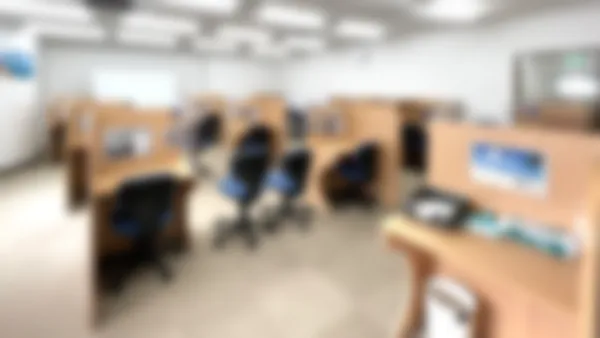 呉駅前校 「解説」⇔「演習」でわかるだけでなく、「自分で解く力」も身につけます。