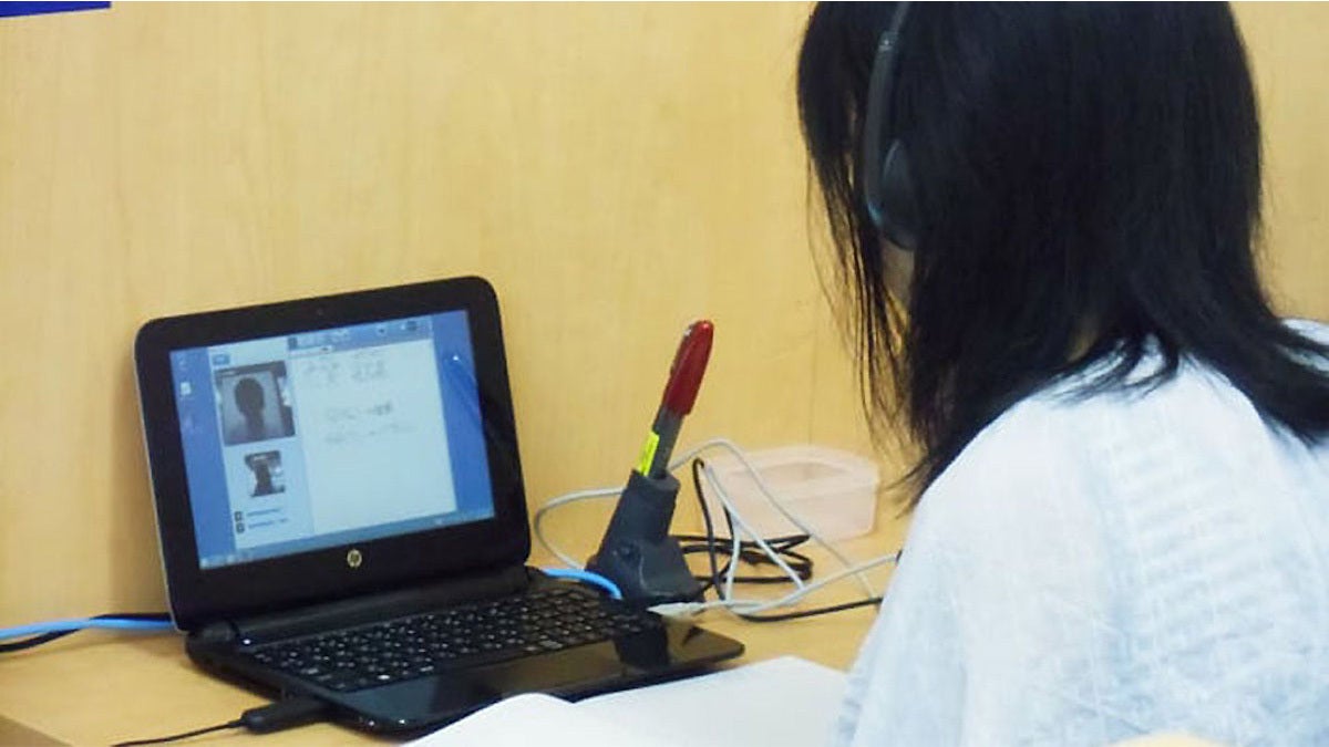 東福山駅前校 1対1の個別指導も行っています。