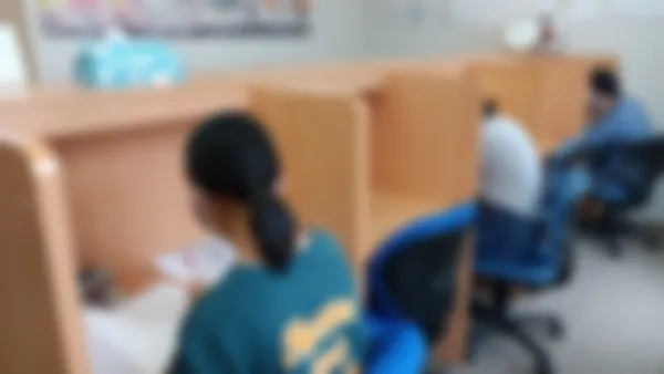 神辺校 真剣に、かつ集中して自習できます。