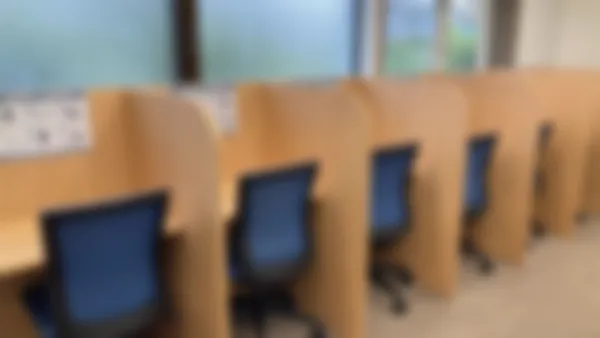 府中校 真剣に、かつ集中して自習できます