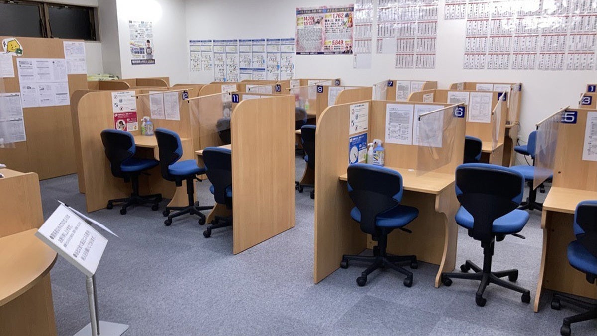 東大門校 全てのブースに消毒液と、ビニールシートを完備！