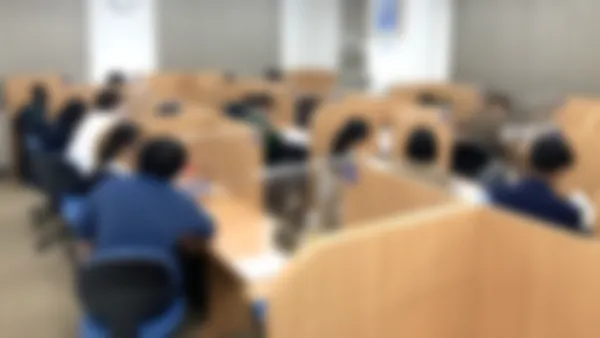 佐賀駅前校 個別指導の教室があります。