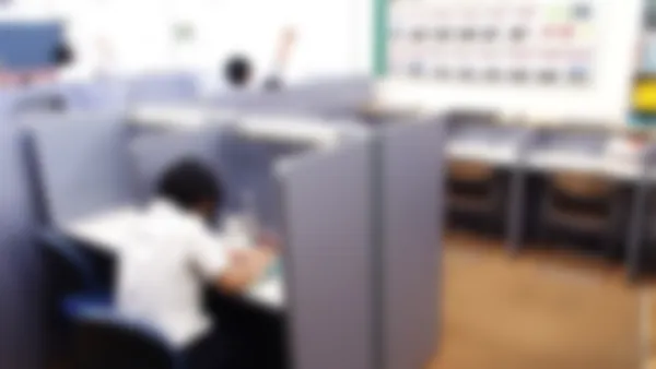 三日月校 自習ブースです。