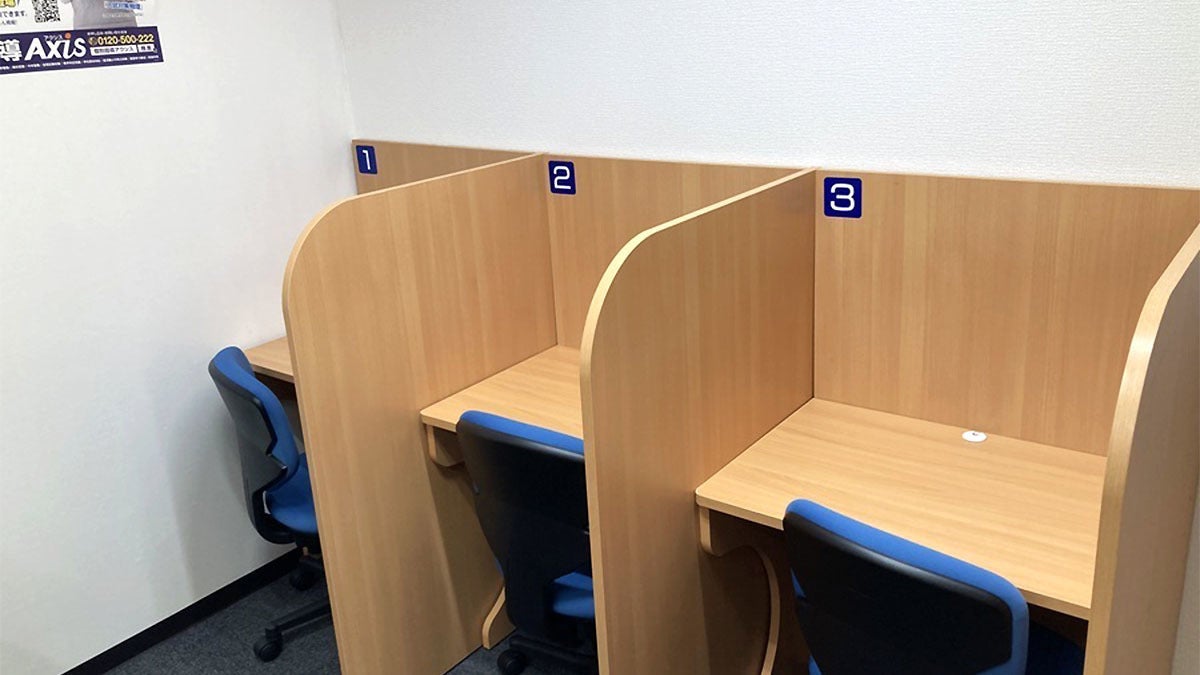 鳥栖校 真剣に、かつ集中して自習できます