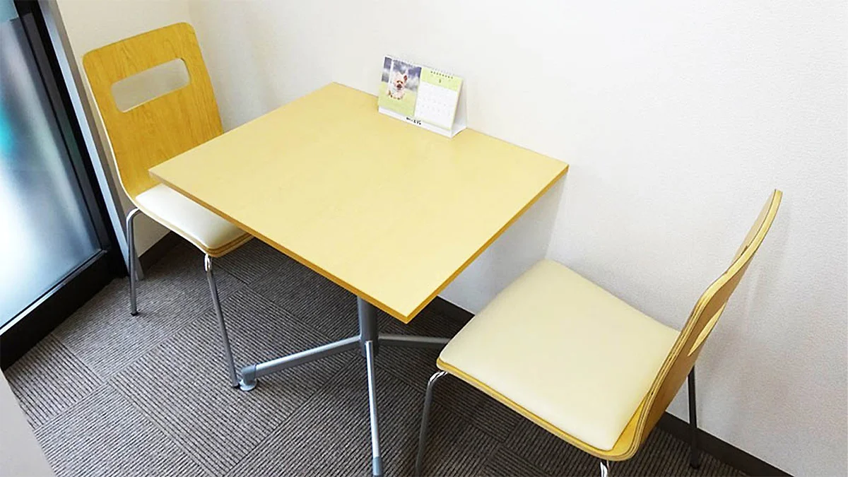 東静岡校 勉強の合い間に休憩できるフリースペースをご用意しました。