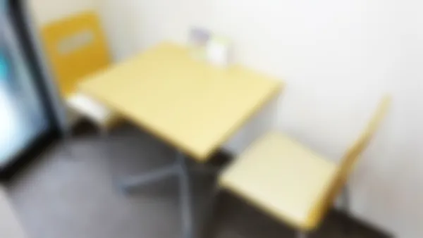 東静岡校 勉強の合い間に休憩できるフリースペースをご用意しました。