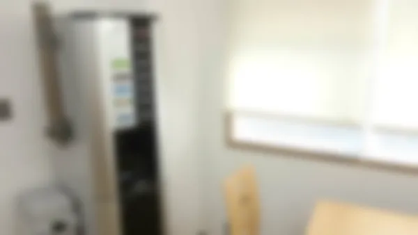 井宮校 休憩スペースでフリードリンクが飲めます。勉強の合間に休憩できます。