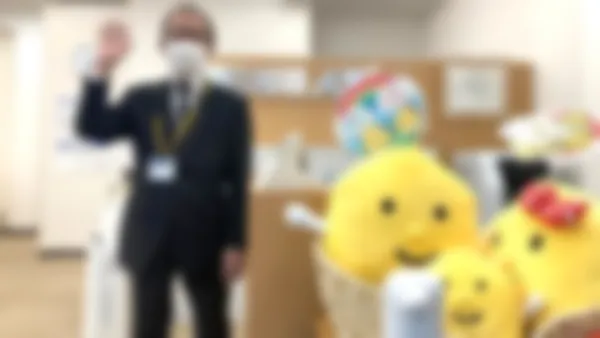 領家西校 「こんにちは」の挨拶が飛び交います