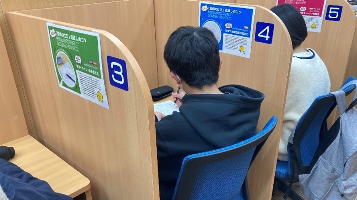 領家西校 真剣に、かつ集中して自習できます