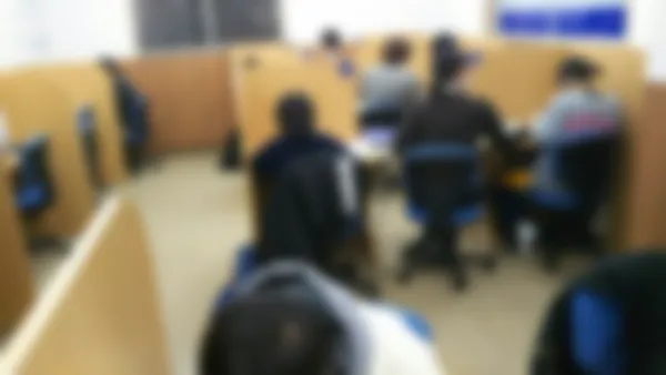 羽鳥校 2Fの授業教室です。個別指導やオンライン指導、映像指導もこちらの部屋で行います。