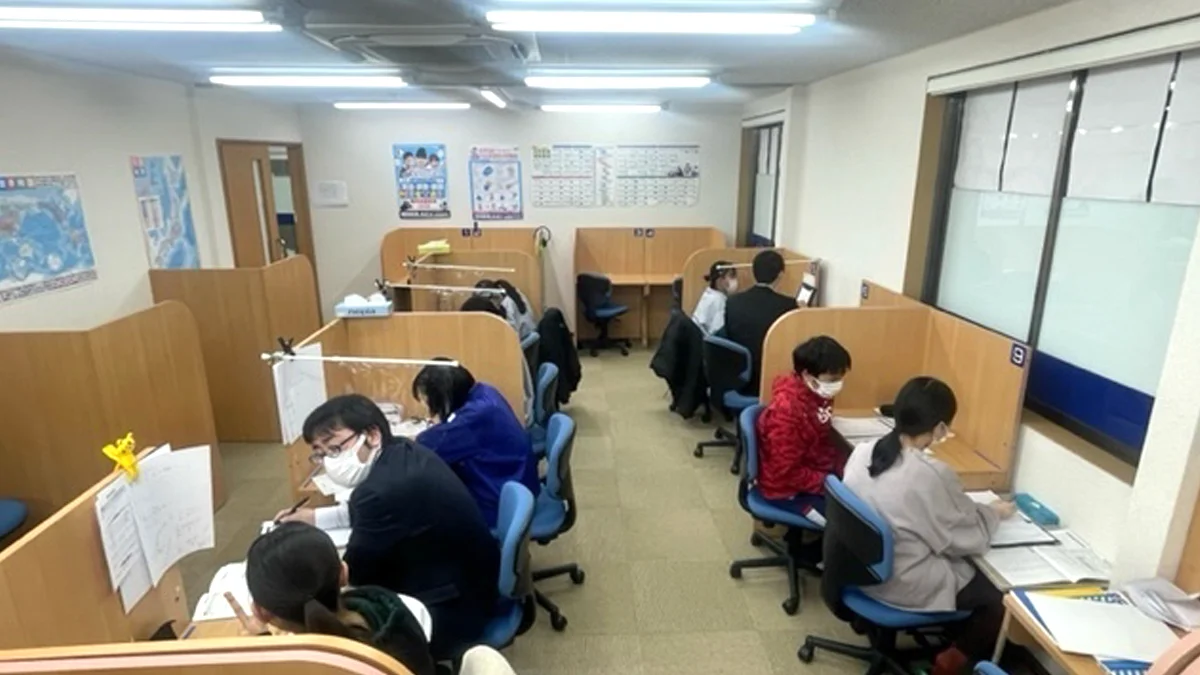 三内校 活気のある授業!質問もしやすい!そんな三内校です。