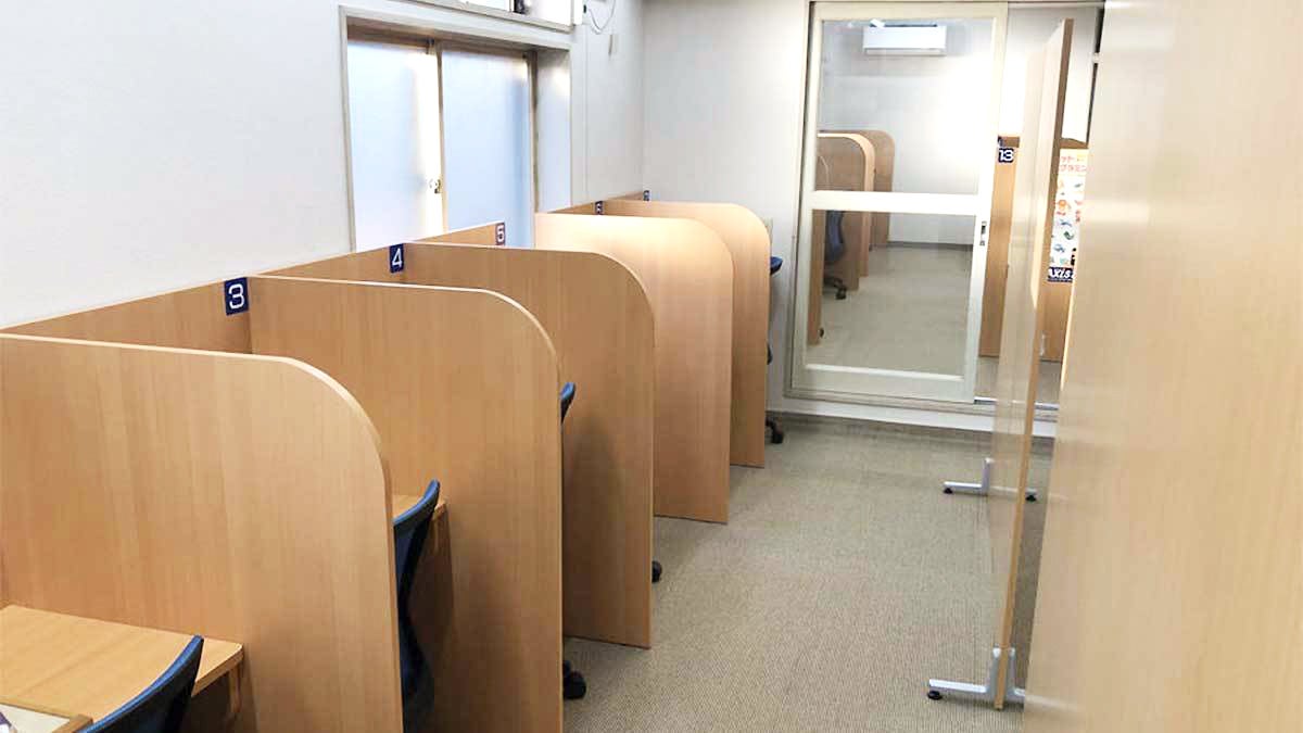 白銀校 真剣に、かつ集中して自習できます