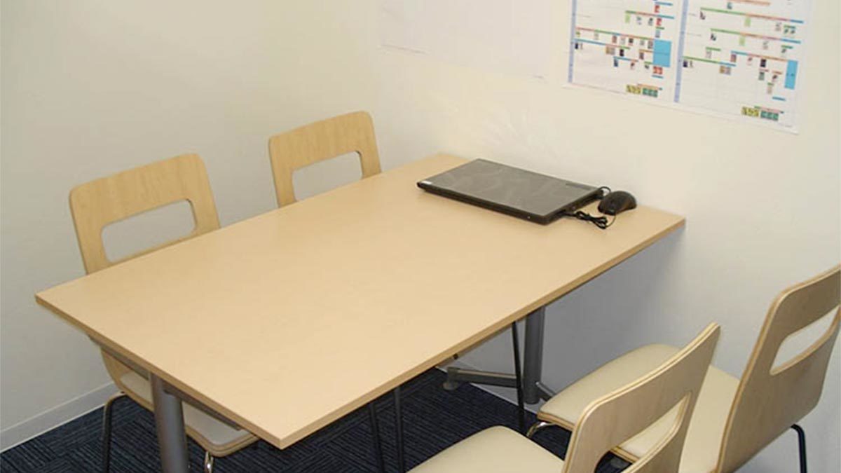 田上校 勉強の合い間に休憩できるフリースペースをご用意しました。