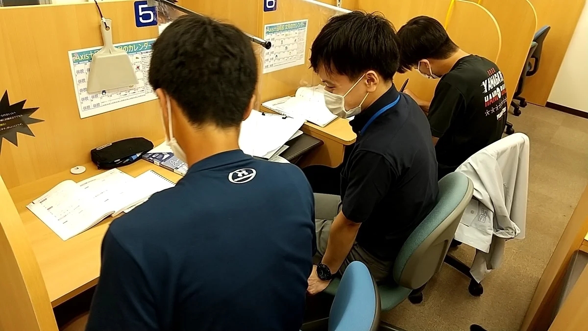 十日町校 「考える」「できる」へ丁寧な指導で導きます！！