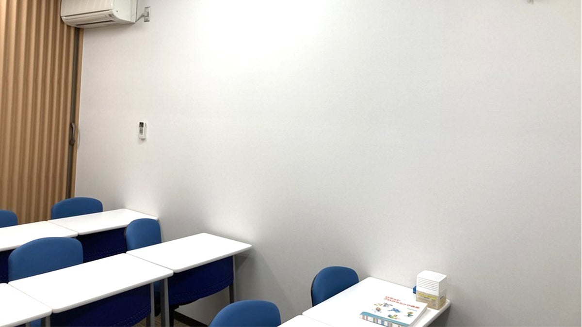 嶋南校 ロボットプログラミングや休憩、臨時の自習室にもなる多目的スペースも完備！