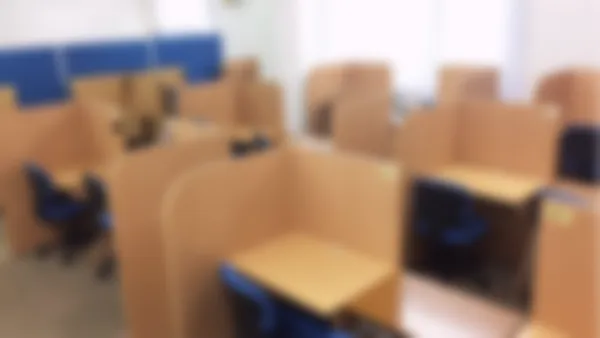 賀来南校 集中できる環境作りを重視した授業ブース