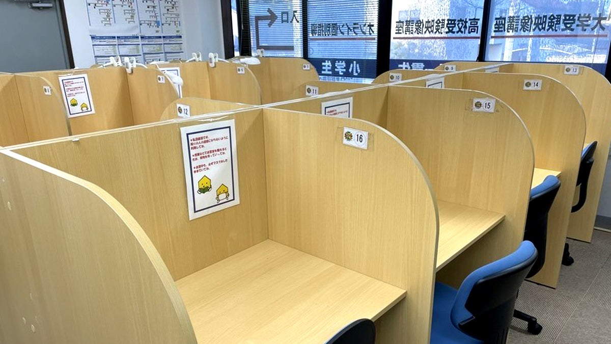 賀来南校 授業のない日も利用できる専用自習室