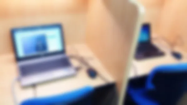 松戸上本郷校 大学受験映像講座ブースでは基礎内容から難関大受験まで自分のペースで学習できます。