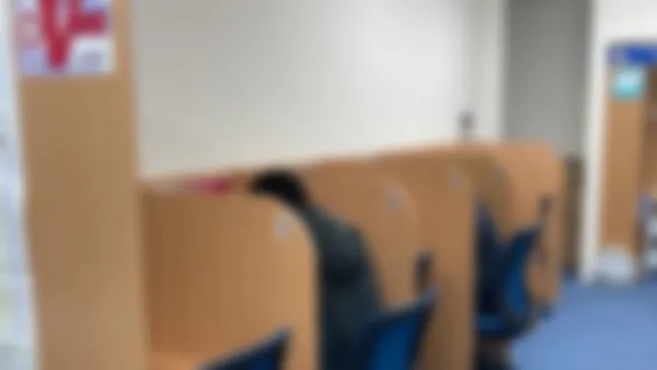 船橋高根台校 自習スペースを設置しています