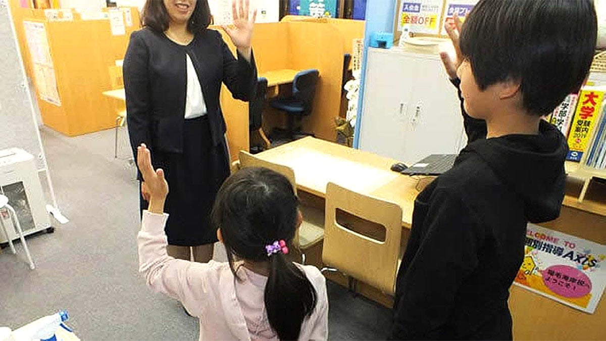 稲毛海岸校 お出迎え・お見送りを徹底し、お子さまの安全な通塾をサポートいたします。