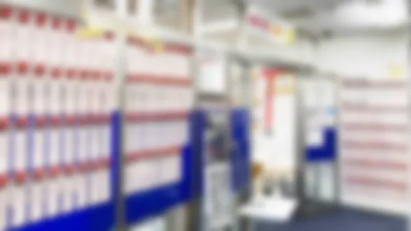 天王寺校 ごうかくクンと合格実績がお出迎え!