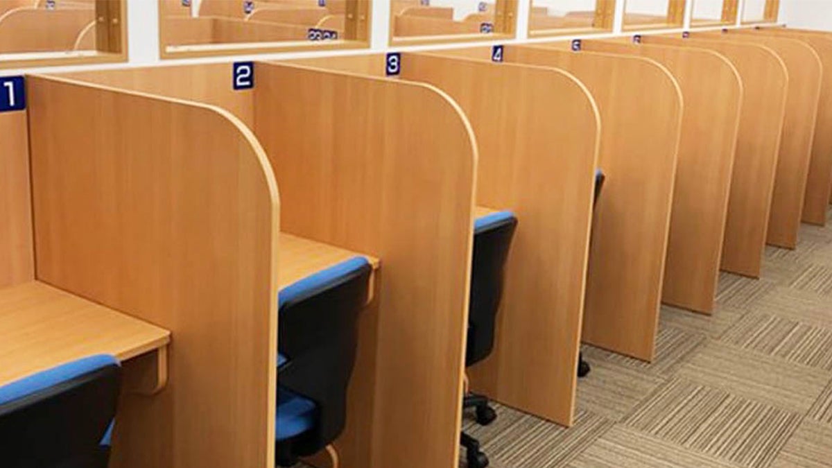 JR茨木校 自習ブース完備！いつでも自由に使えます！