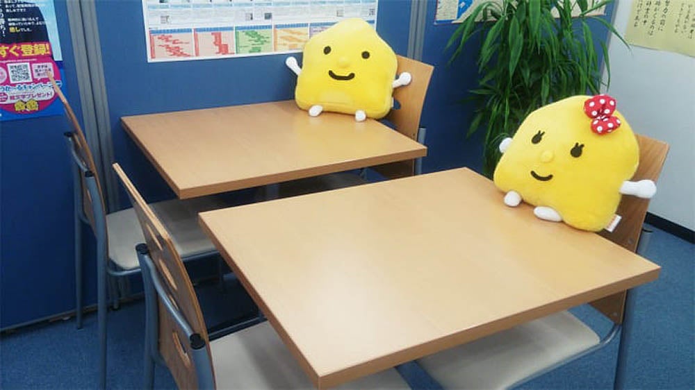 鳳校 飲食OKのフリースペース！