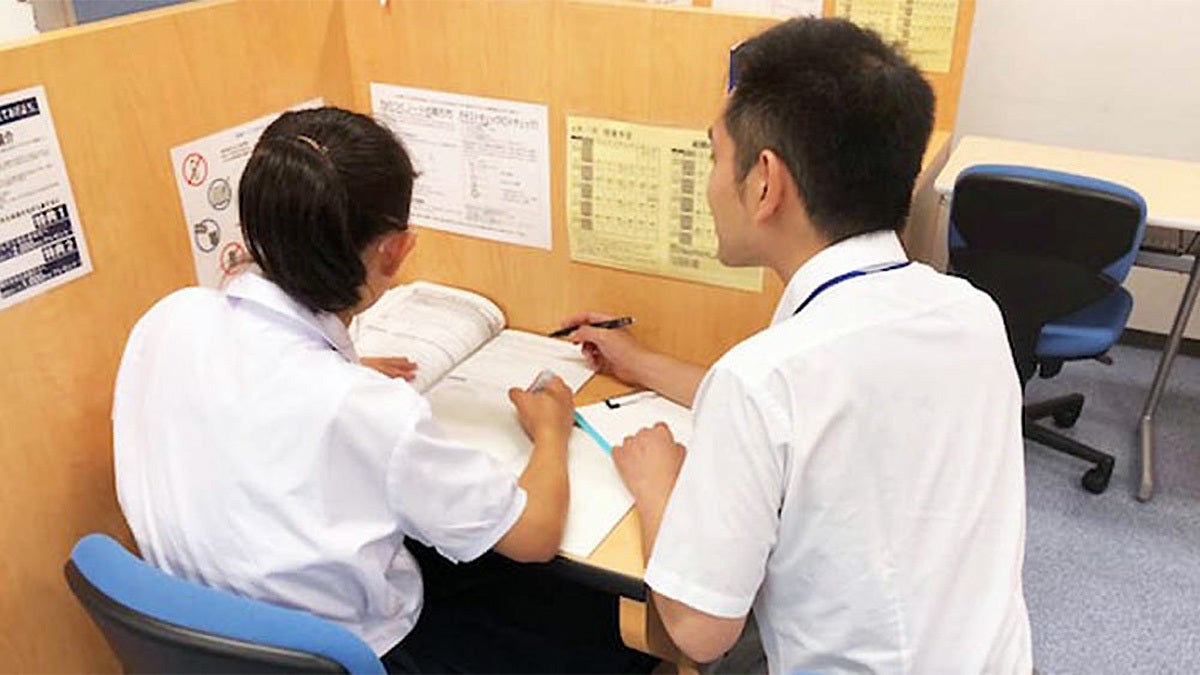 和泉府中校 質問しやすい環境です。