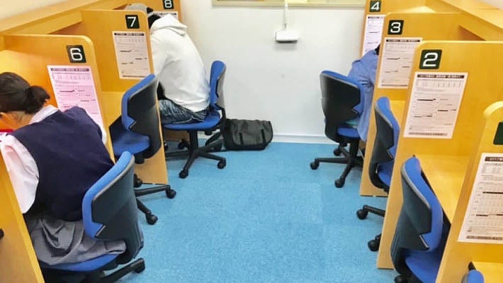 ヴェル・ノール布施駅前校 自習室