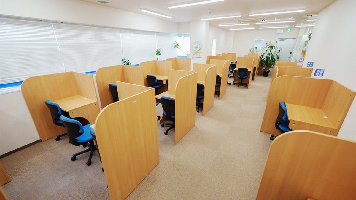 河内長野校 飲食自由です！夜食片手に教室に勉強しに来よう！