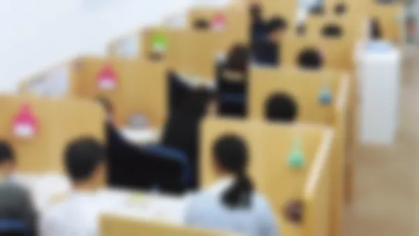 藤井寺校 「解説」⇋「演習」を繰り返すことでわかるだけでなくみるみる実力が伸びます。