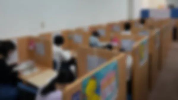 藤井寺校 中学生の定期テスト前の勉強会の様子