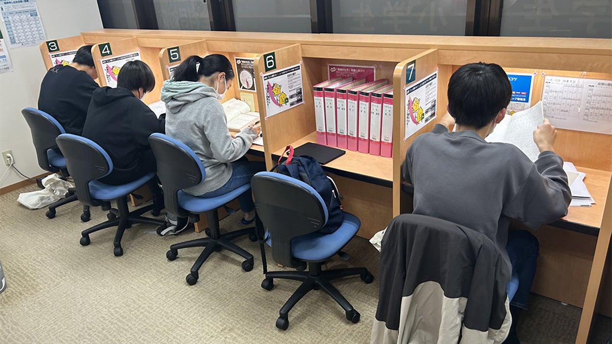 桜塚校 自習室で差をつけよう