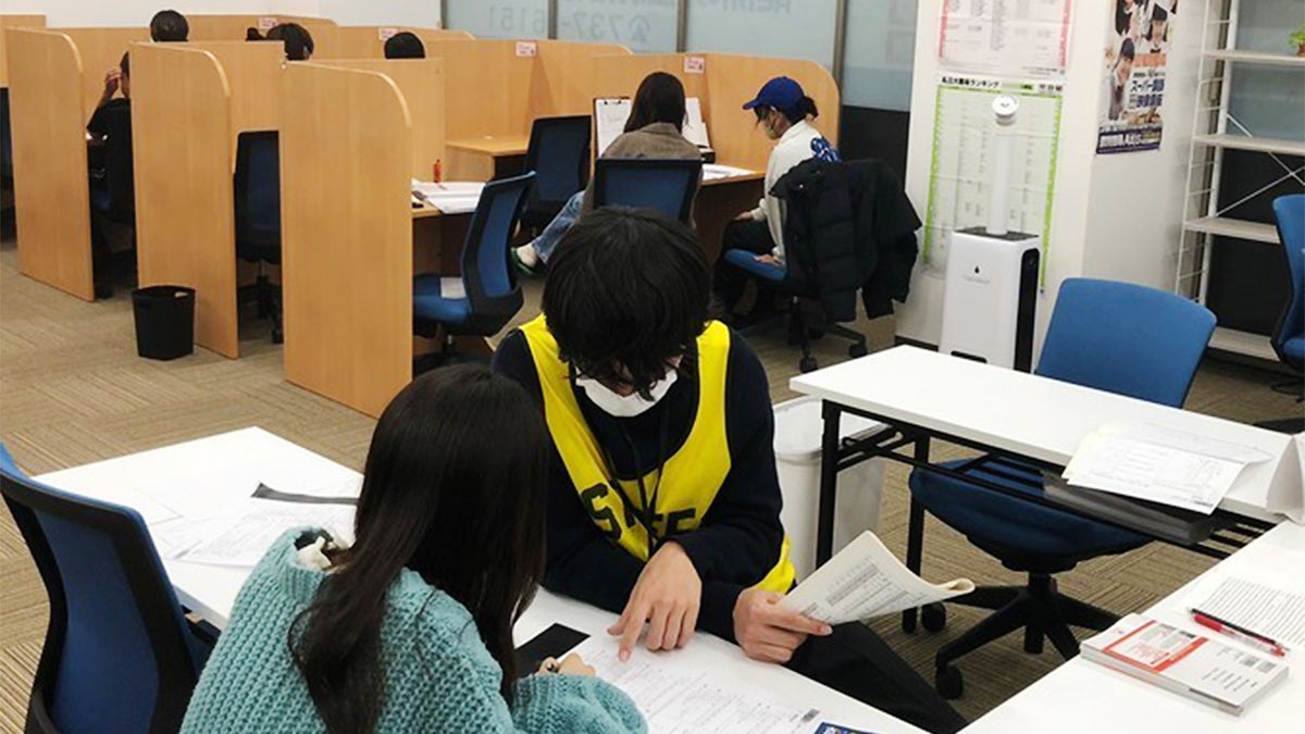 石橋駅前校 分からなければ、分かるまで付き合います。一緒に頑張りましょう!