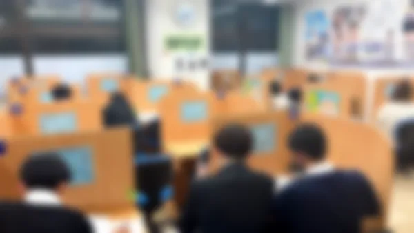 住吉校 「解説」⇔「演習」でわかるだけでなく、「自分で解く力」も身につけます。